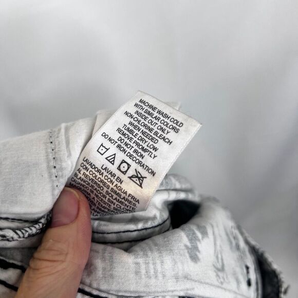 Abbey Dawn by Avril Lavigne Black White Newsprint Goth Punk Skinny Pants JRS 3 - Picture 10 of 12